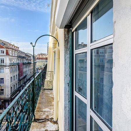 Whome City Chic Escape: Your Stylish Haven In Downtown Lisboa Kültér fotó