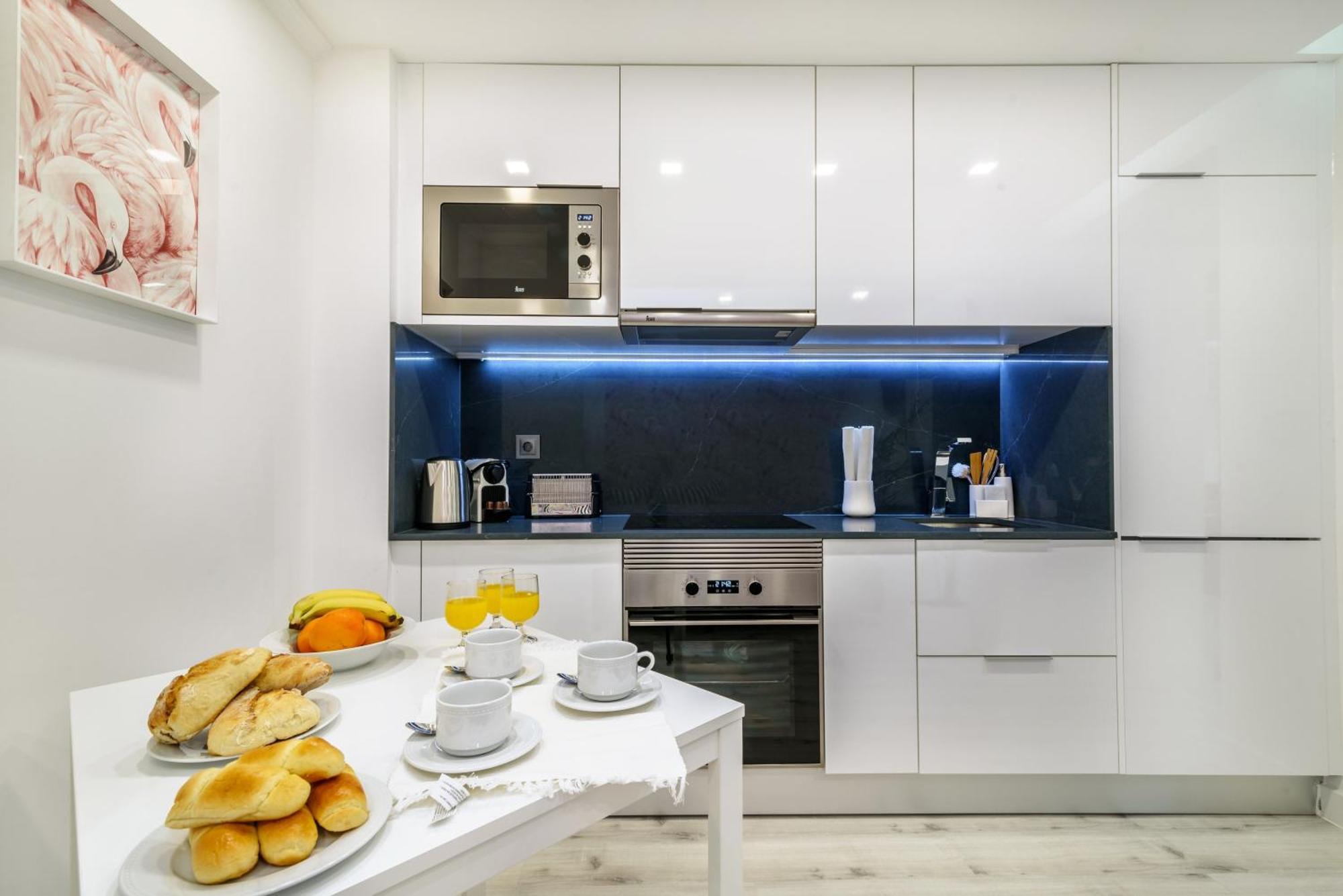 Whome City Chic Escape: Your Stylish Haven In Downtown Lisboa Kültér fotó