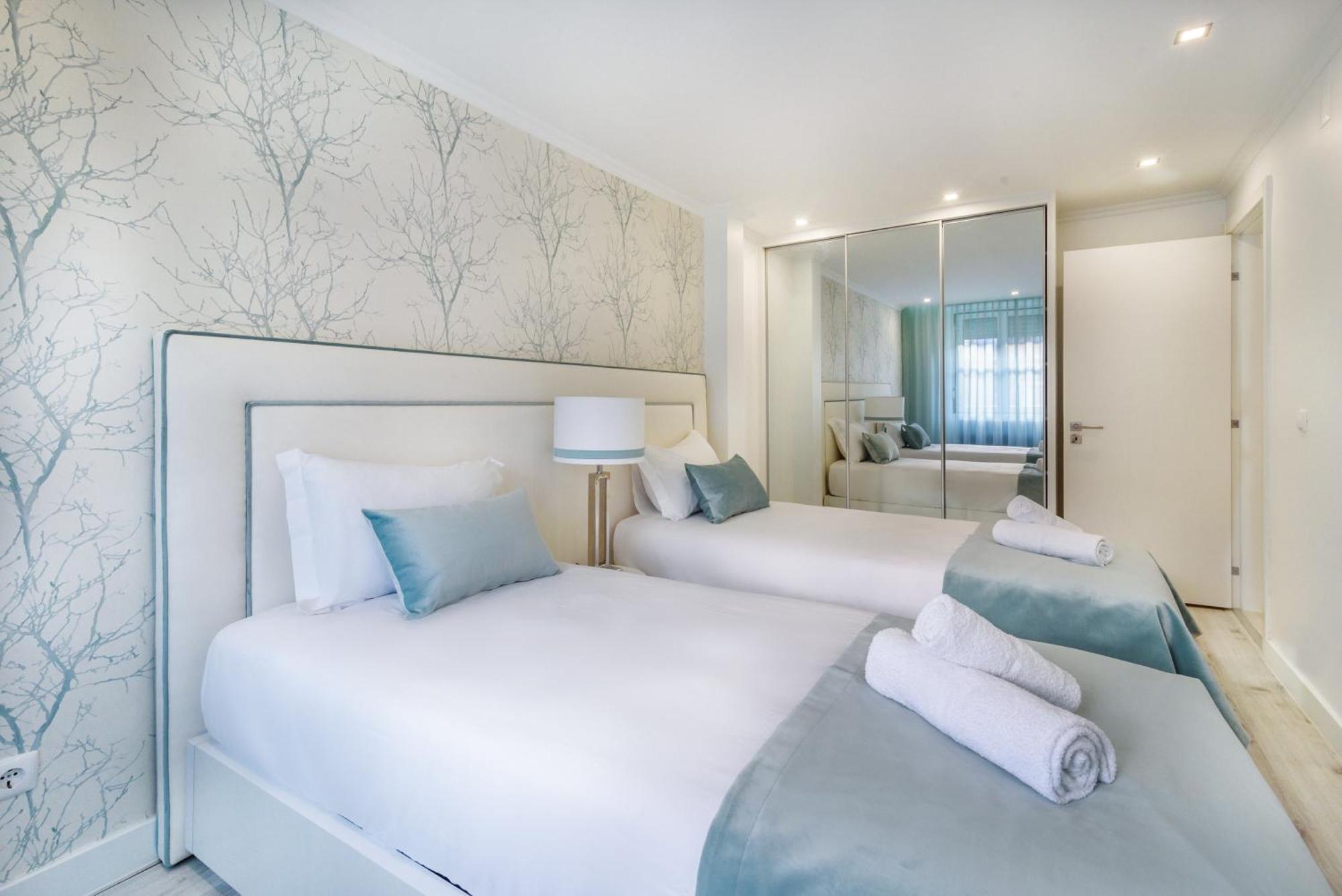 Whome City Chic Escape: Your Stylish Haven In Downtown Lisboa Kültér fotó