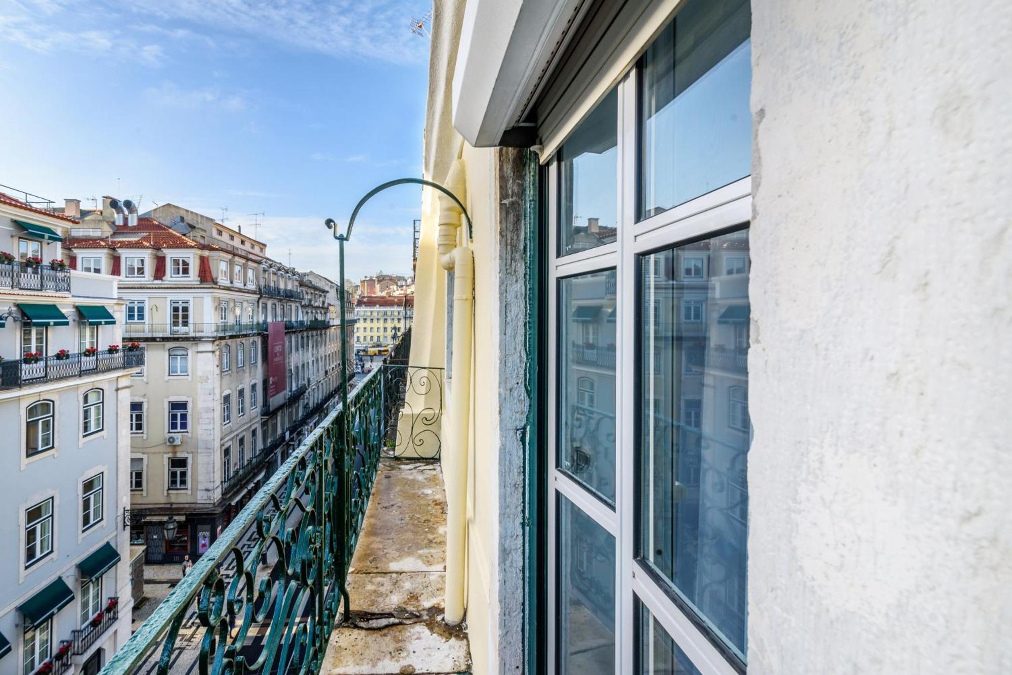 Whome City Chic Escape: Your Stylish Haven In Downtown Lisboa Kültér fotó